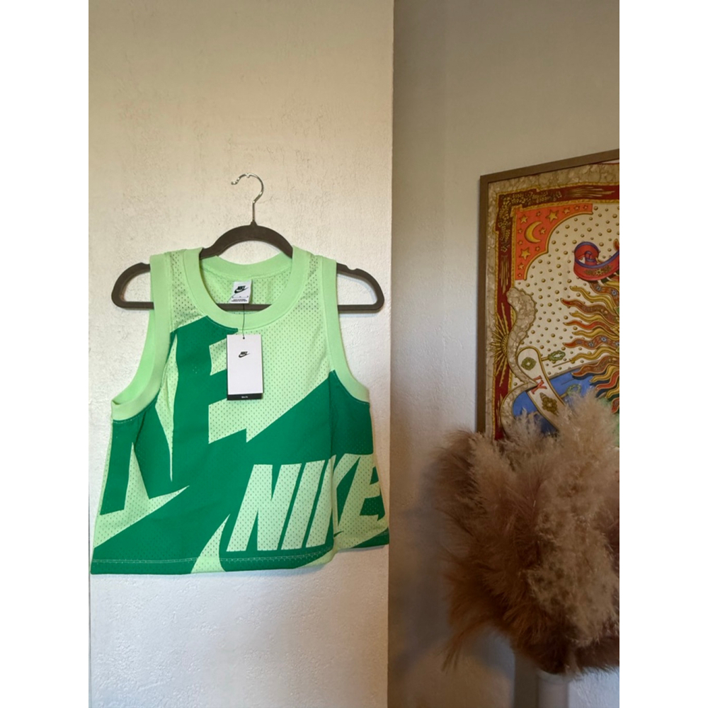 NWT, Nike Air Women's Mesh Tank Top in the 'Vapor Green/Stadium Green' , size M